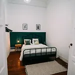 بيت شباب Dona Rose Old Town