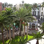 بيت شباب Dona Rose Old Town